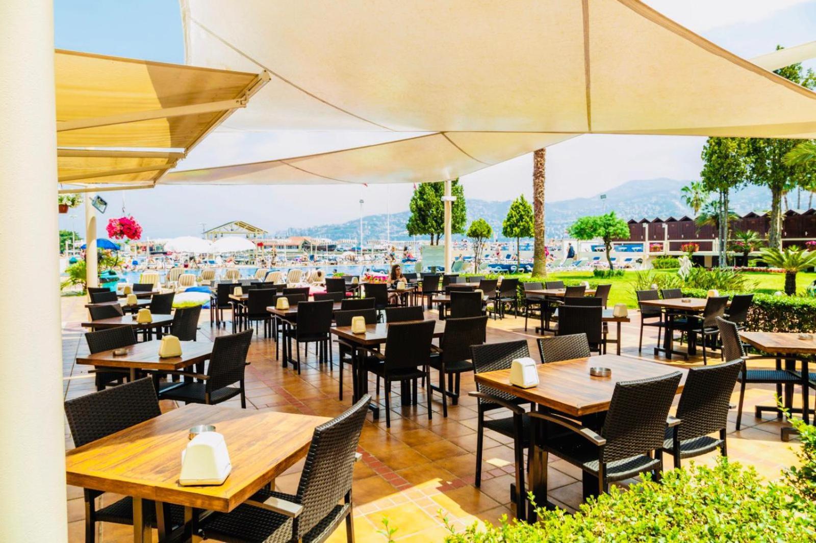 Bel Azur Hotel - Resort Jounieh Luaran gambar